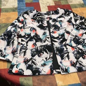Women’s floral blazer size 14/16